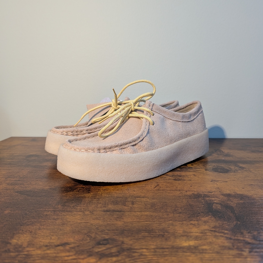 Clarks Women's Cream Moccasins